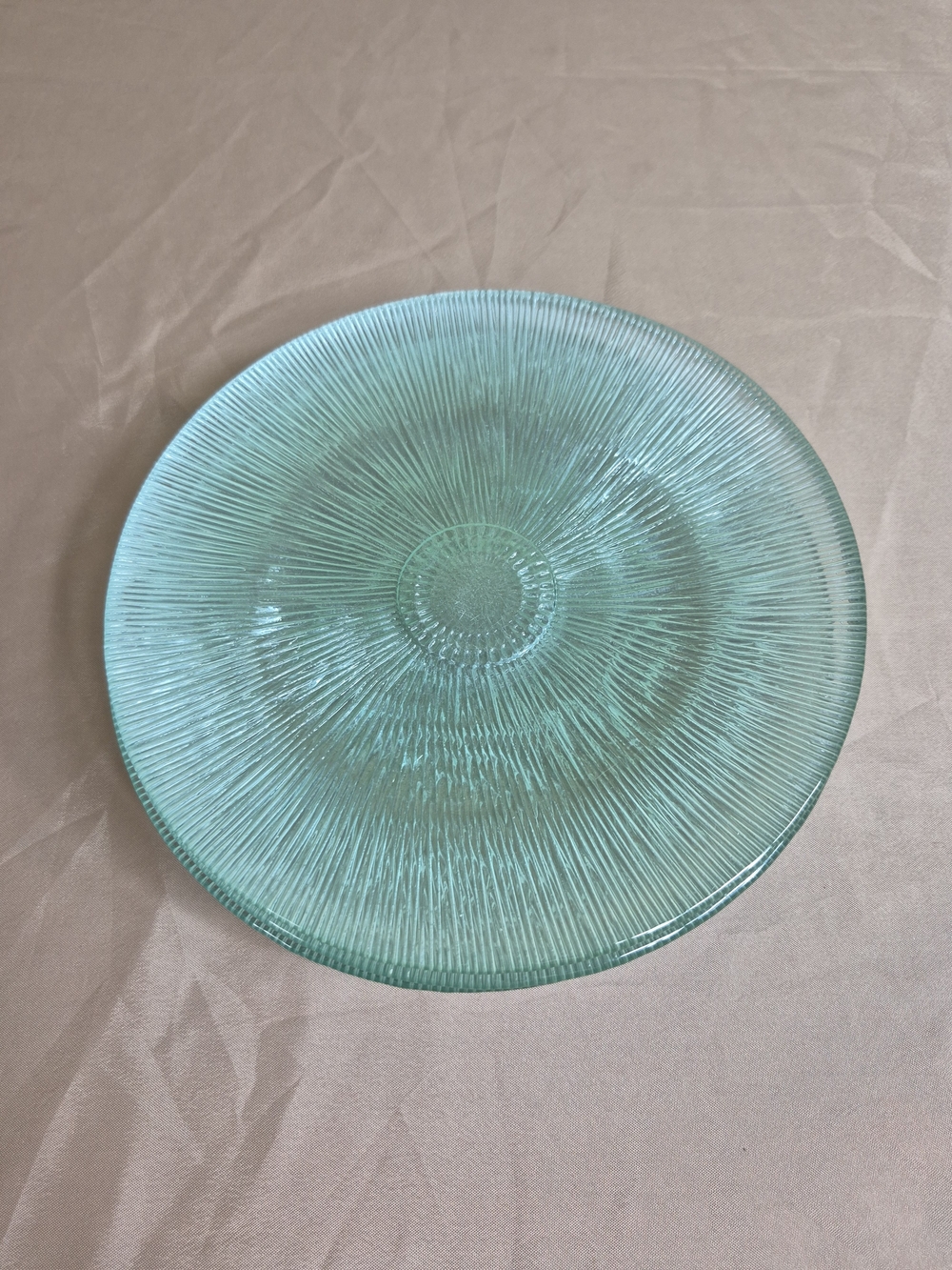 Vintage Green Glass Dinner Plates Ribbed | Radial Sunburst Texture, Set of 6